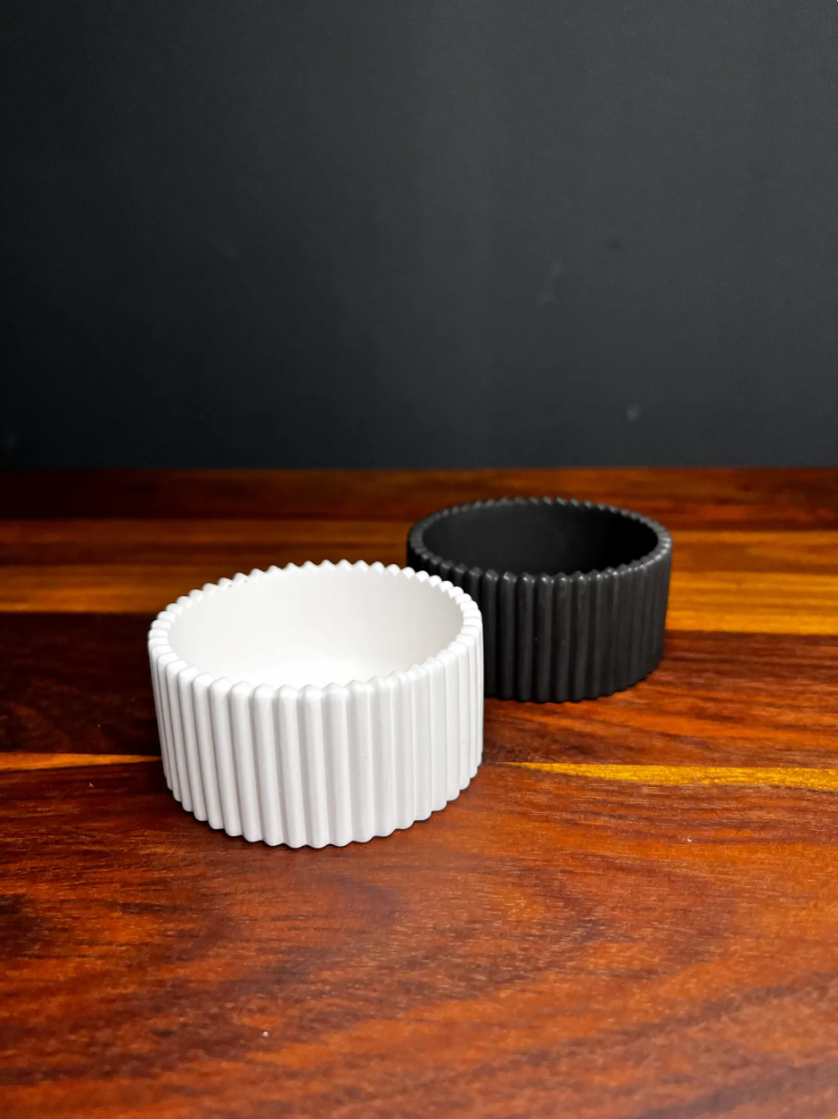Kleines handgefertigtes Keramik-Dekoschüsselchen | in weiß und weitere Farben | minimalistisch | wasserfest