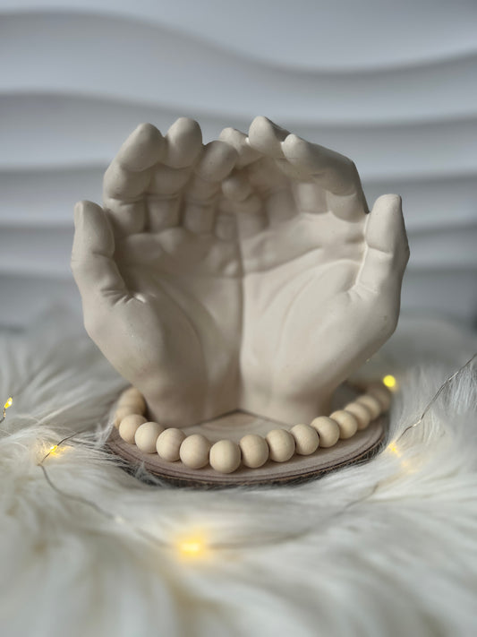 Keramik-Dekoschale | Hände | in beige und weitere Farben | minimalistisch | wasserabperlend