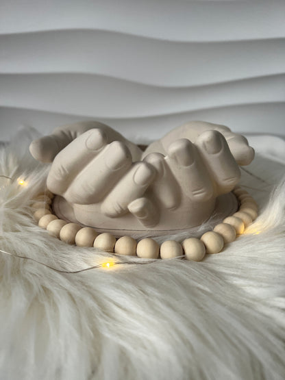 Keramik-Dekoschale | Hände | in beige und weitere Farben | minimalistisch | wasserabperlend