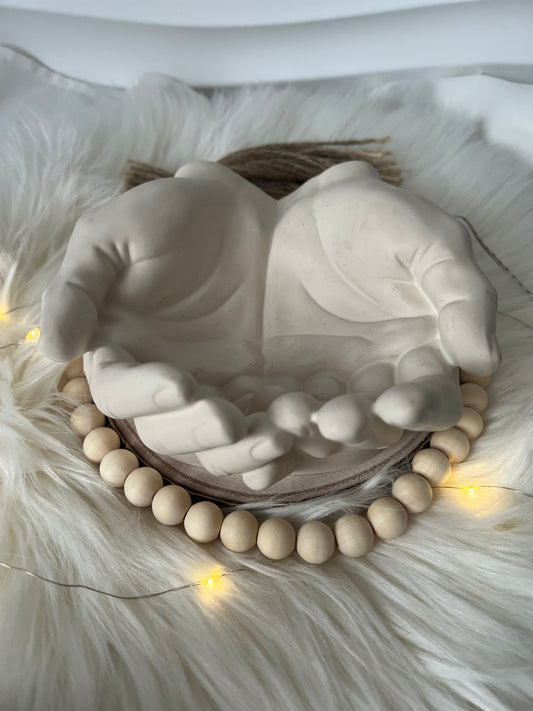 Keramik-Dekoschale | Hände | in beige und weitere Farben | minimalistisch | wasserabperlend